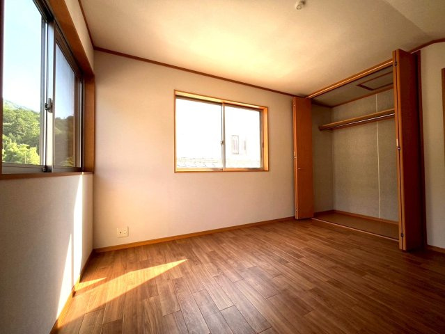 ◆令和７年６月リフォーム完了◆収納豊富◆全居室６帖以上◆山科区小山中島町の洋室|洋室