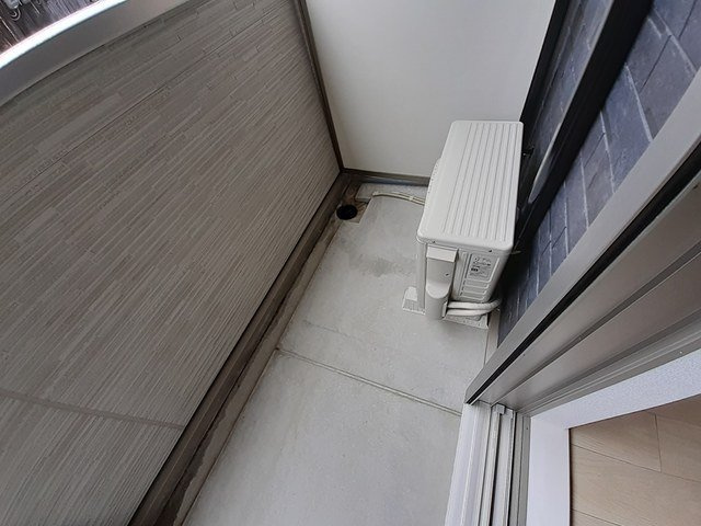 サギタリウス　レオ　Ⅱのバルコニー|暖かな日差しのふりそそぐバルコニー