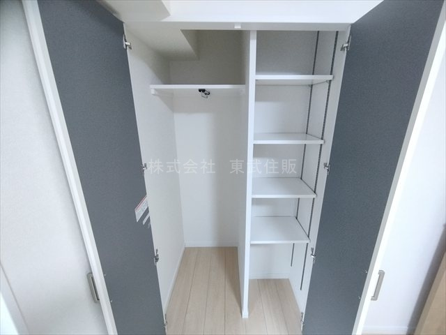 【収納】 | レクセル南大塚 | 洋室西側収納