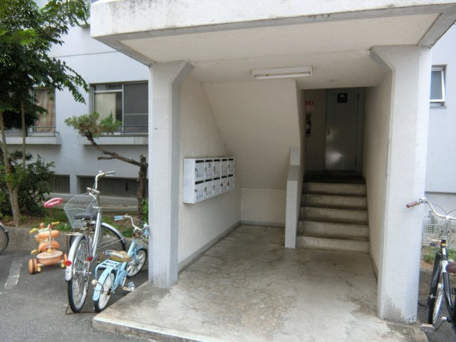 ニュー星見ハイツのエントランス