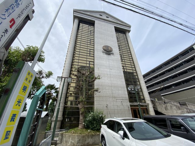 デルフィ西大路の外観