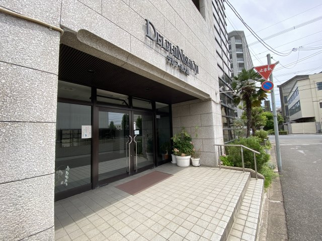 デルフィ西大路