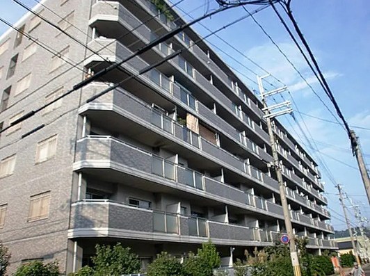 ペルル京都南高倉通の外観