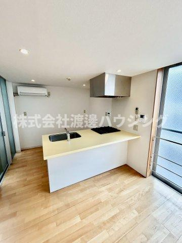 プルメリア西三国2番館のキッチン