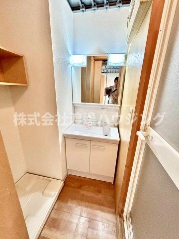 プルメリア西三国2番館の洗面所