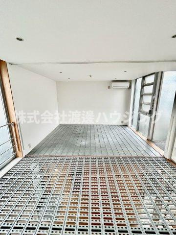 プルメリア西三国2番館の寝室