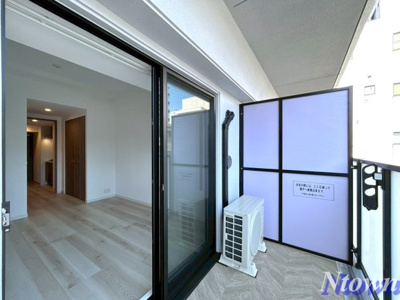 【バルコニー】 | S-RESIDENCE亀島駅前ascent | バルコニーからの眺めを楽しみながら食事をしませんか