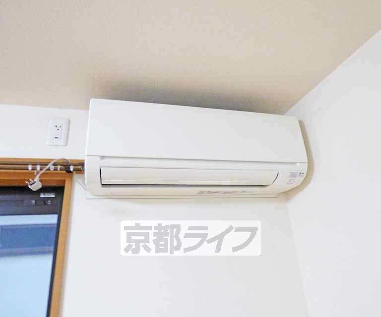 フラッティ下立売の設備|エアコン付です