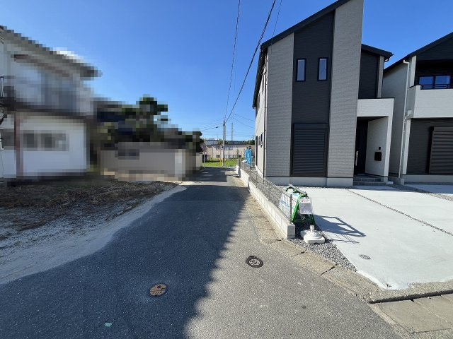 【その他】 | 福岡市南区曰佐5丁目2期　3号棟（全4棟）【仲介手数料無料・0円】 | 現地写真。前面道路です。