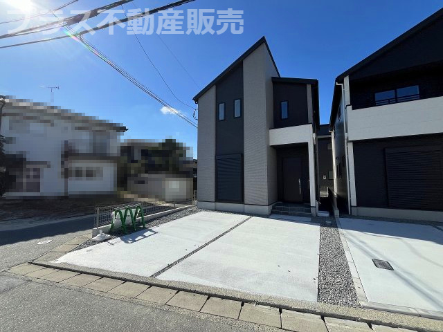 【外観】 | 福岡市南区曰佐5丁目2期　3号棟（全4棟）【仲介手数料無料・0円】 | 現地写真。プラス不動産販売なら、現場の全ての棟をまとめてご見学頂けます。