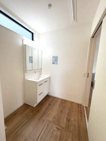 【洗面所】 | 福岡市南区曰佐5丁目2期　3号棟（全4棟）【仲介手数料無料・0円】 | 現地写真。