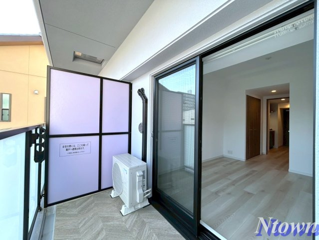 【バルコニー】 | S-RESIDENCE亀島駅前ascent | バルコニーからの眺めを楽しみながら食事をしませんか
