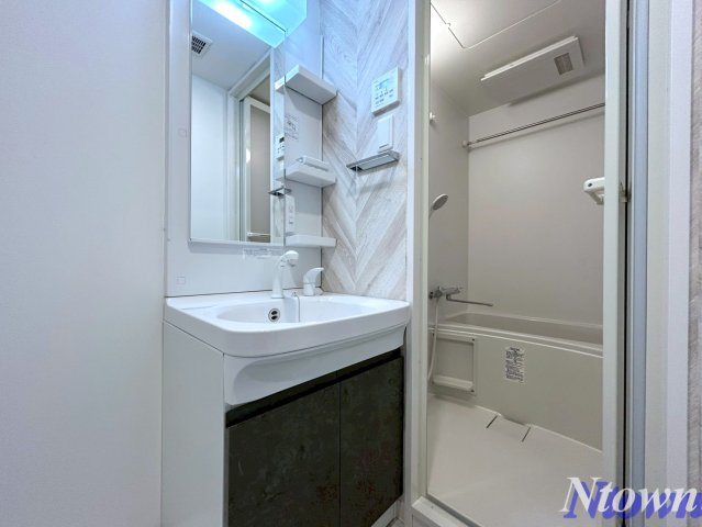 【独立洗面台】 | S-RESIDENCE亀島駅前ascent | 独立洗面台で身支度をすべて済ませてしまいましょう