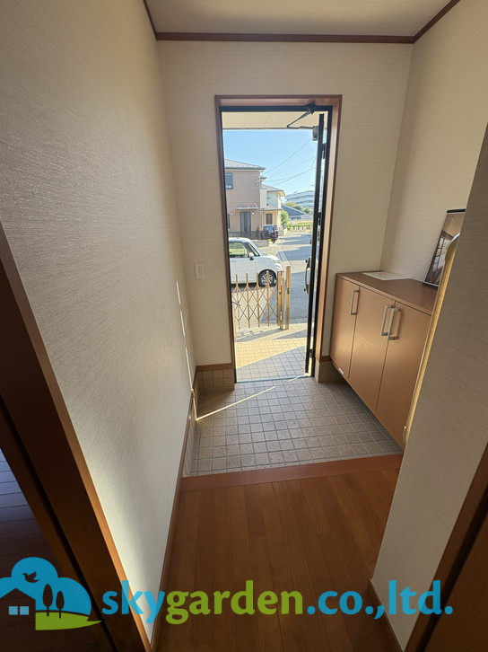 藤沢市下土棚　中古戸建の玄関