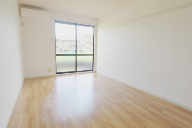 フレグランス中筋の居間・リビング