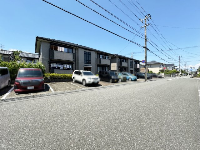 エスポワール B棟の駐車場