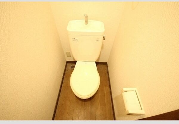 コーポラスガーデンBのトイレ