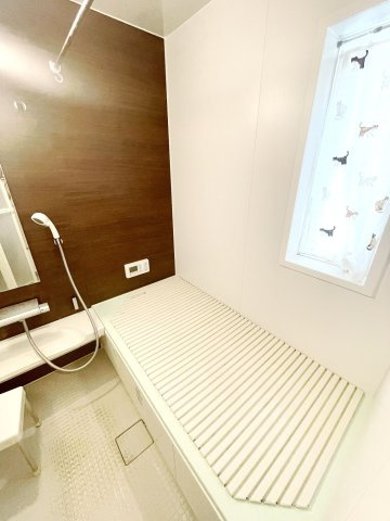 中古戸建・中古住宅　いわき市常磐湯本町　中古戸建　小屋裏収納つき6SSLDK！の浴室