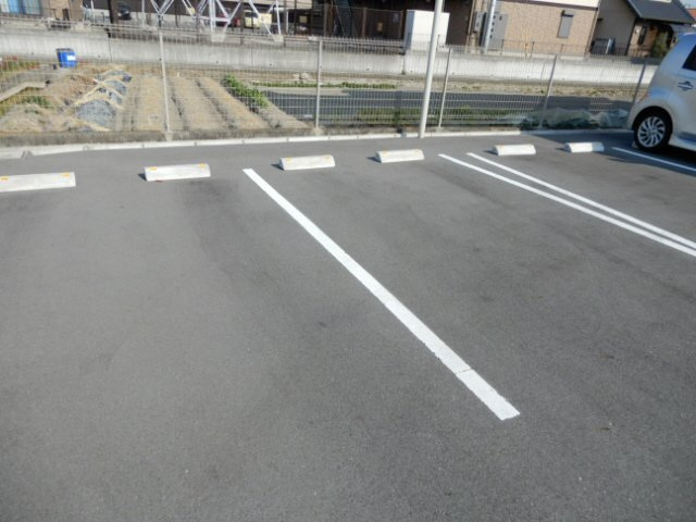 Ｅａｇｌｅ‘ｓｎｅｓｔの駐車場