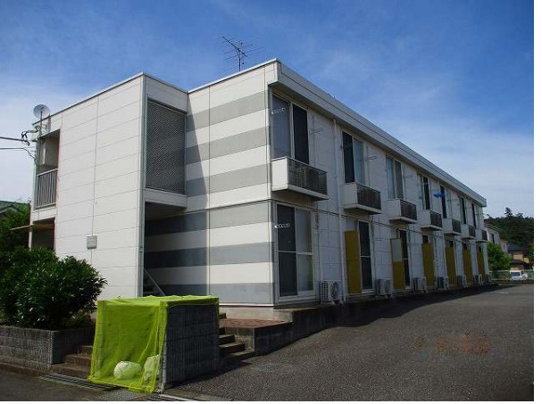 レオパレスYKOキャンプツクバのバルコニー