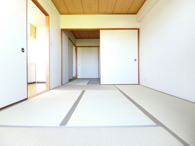 メルベーユ246の和室