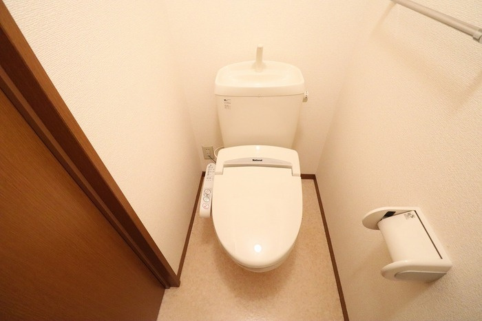 パストラーレ Ａ・Ｂのトイレ|温水洗浄暖房便座