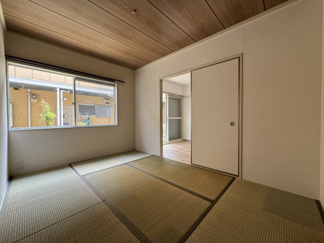 タウニィーイサカD棟の和室