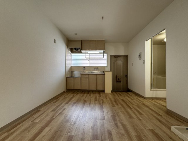 タウニィーイサカD棟の居間・リビング