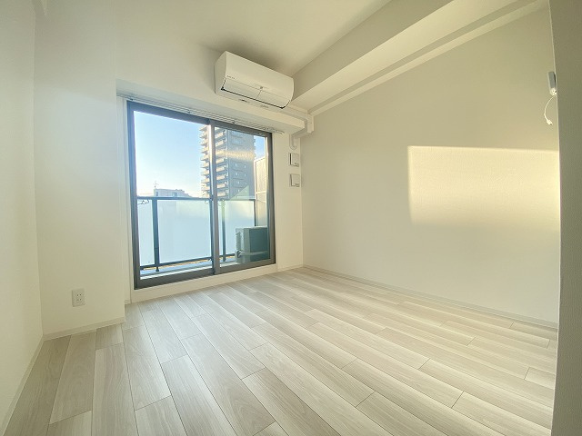 エスリード神戸大倉山ヒルズの居間・リビング