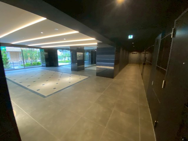 コンフォリア東葛西のロビー
