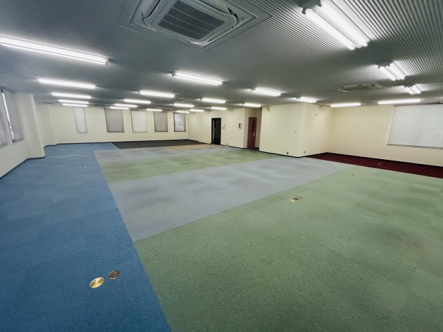 緑区青山3丁目貸店舗事務所の内装