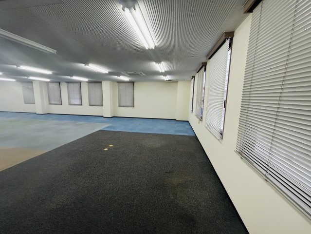 緑区青山3丁目貸店舗事務所の内装