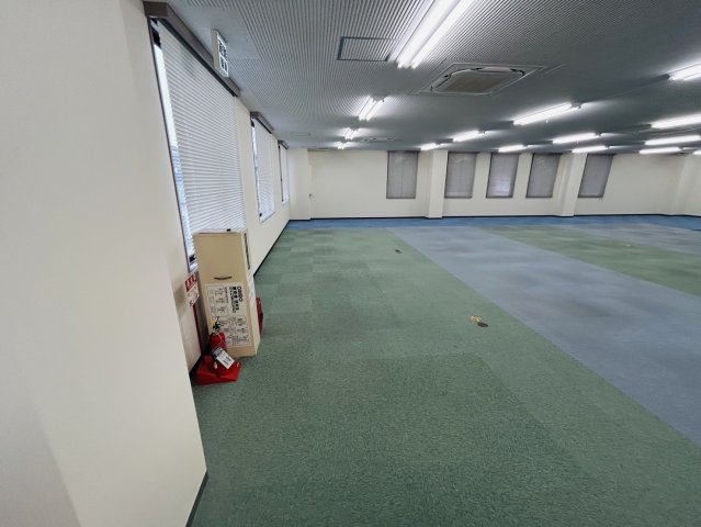 緑区青山3丁目貸店舗事務所の内装