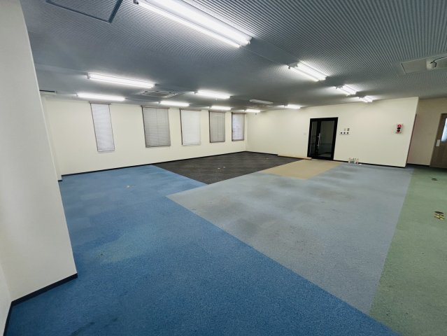 緑区青山3丁目貸店舗事務所の内装