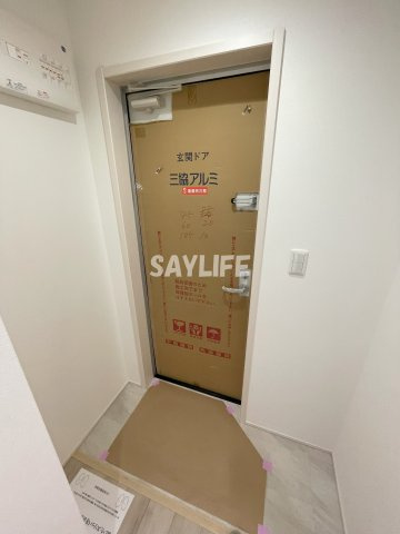 レネスト新深江Aの玄関