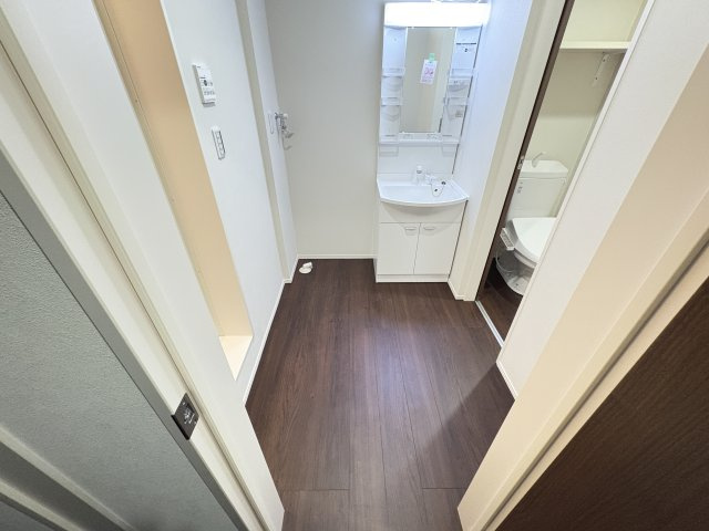 MELDIA福生Ⅲの洗面所