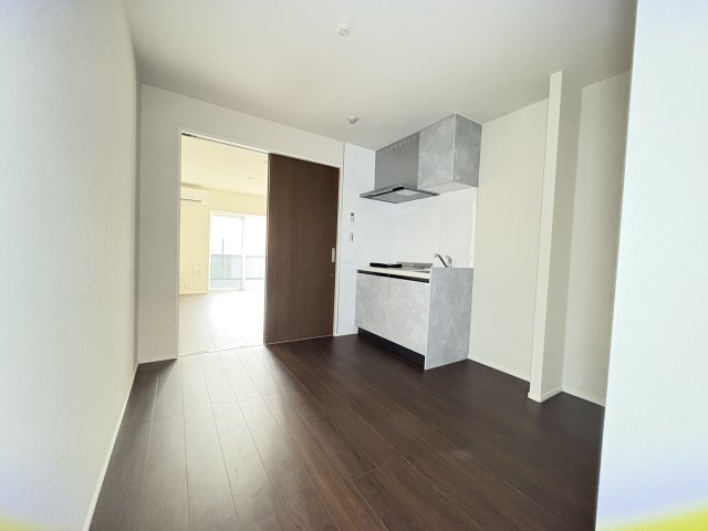 MELDIA福生Ⅲの居間・リビング