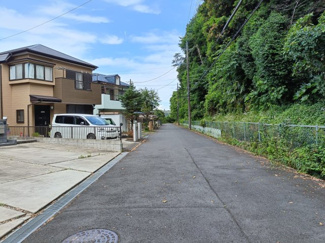 【前面道路含む現地写真】