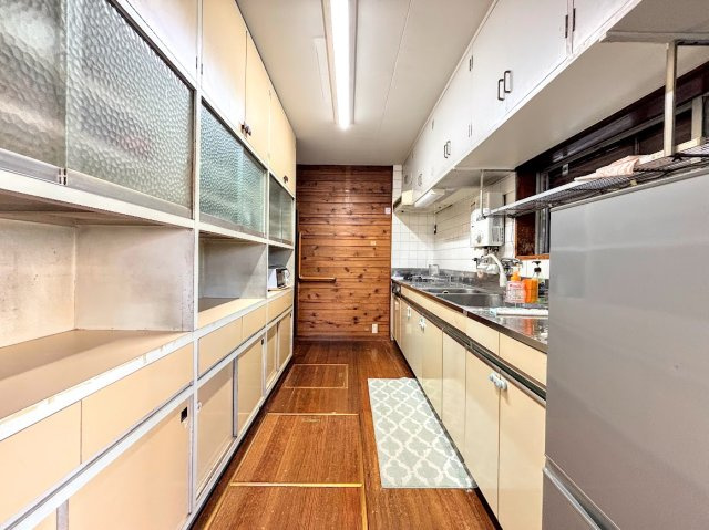 戸塚区舞岡町　中古戸建てのキッチン|◆料理をしながら家族とコミュニケーションをとれるだけでなく、大きな開放感も得られることができます。
