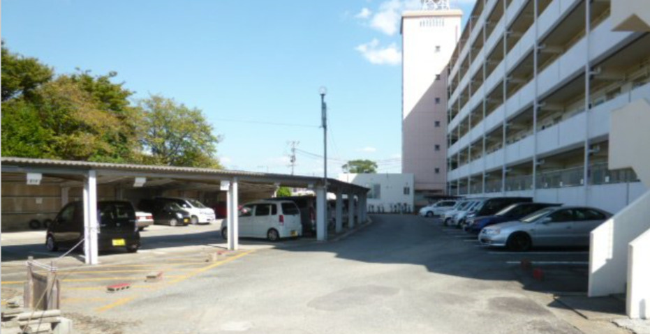フジマンションの駐車場