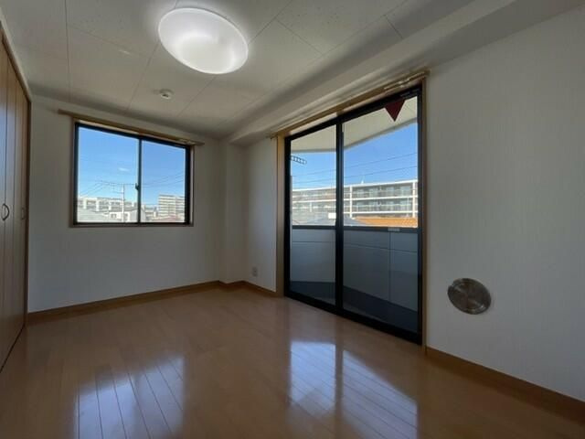 ＬＥＯ拾番館の寝室