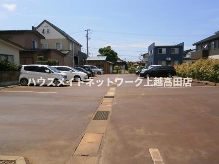 ディアナの駐車場|駐車場