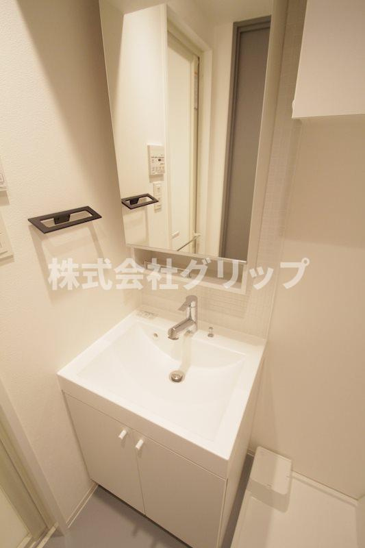 ZOOM横浜桜木町の独立洗面台