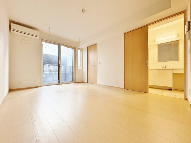 ベルデュールの居間・リビング