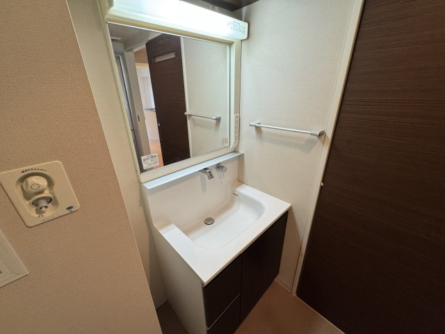 豊中市寺内１丁目の賃貸マンションの独立洗面台