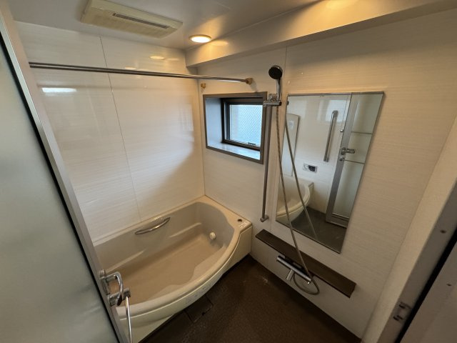 豊中市寺内１丁目の賃貸マンションの浴室