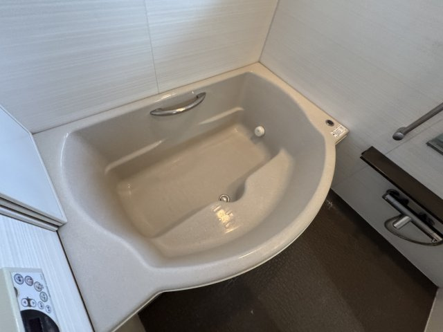 豊中市寺内１丁目の賃貸マンションの浴室