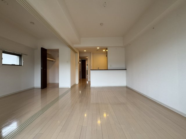 豊中市寺内１丁目の賃貸マンションの居間・リビング