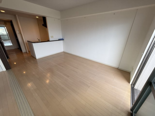 豊中市寺内１丁目の賃貸マンションの居間・リビング