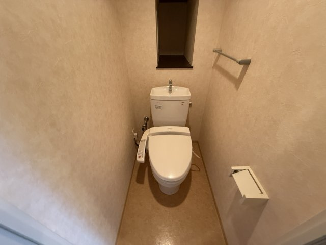 豊中市寺内１丁目の賃貸マンションのトイレ